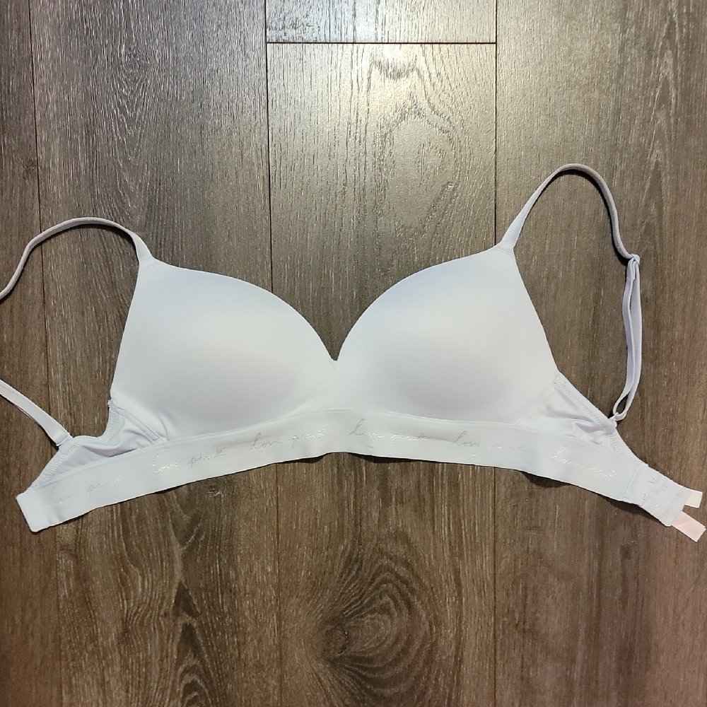 Elegant Very Pale Blue Women's Bra